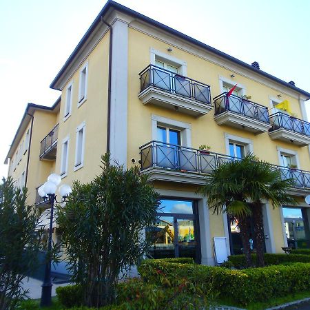 Albergo Sirena Bazzano Exterior foto